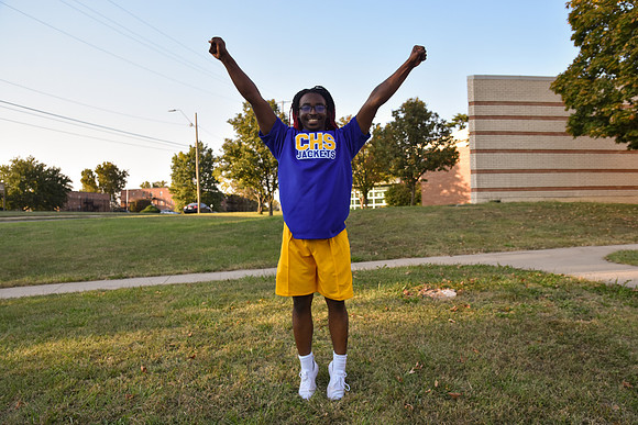 Dwight - Center Cheer (35)