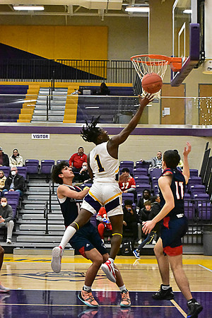 1-25-22 Belton boys bball vs Truman (89) WEB