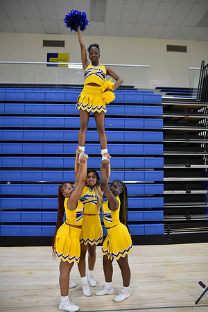 Center Cheer Groups (5)