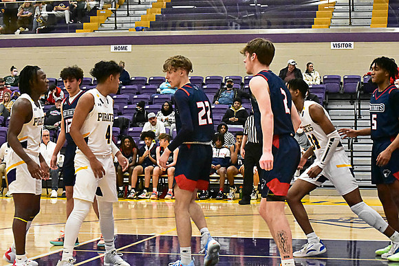 1-25-22 Belton boys bball vs Truman (116) WEB