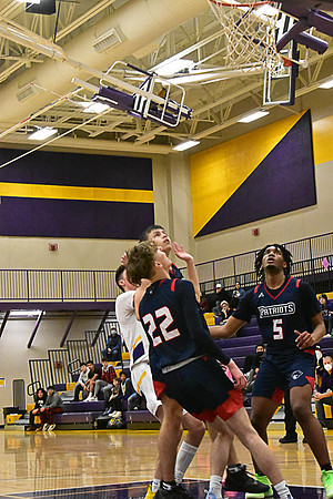 1-25-22 Belton boys bball vs Truman (240) WEB