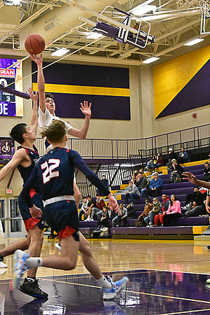 1-25-22 Belton boys bball vs Truman (238) WEB