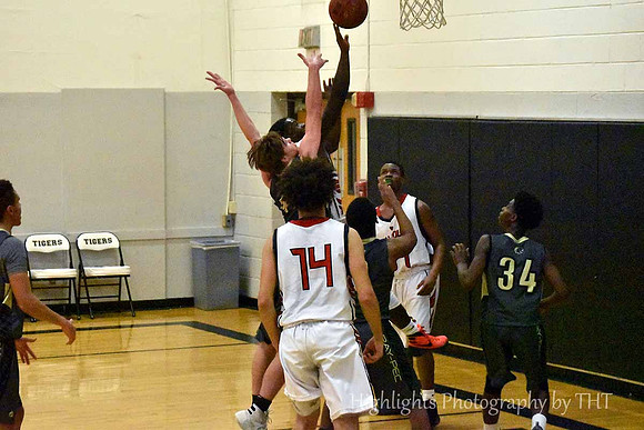 RP JV vs Raytown South 1-18-17 (64)