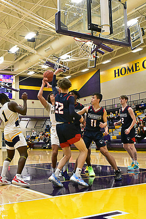 1-25-22 Belton boys bball vs Truman (224) WEB
