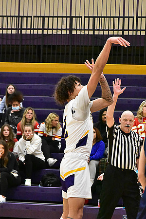 1-25-22 Belton boys bball vs Truman (297) WEB