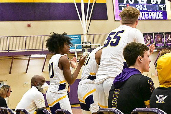 1-25-22 Belton boys bball vs Truman (320) WEB