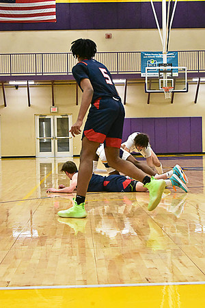 1-25-22 Belton boys bball vs Truman (191) WEB
