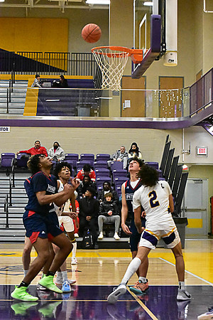 1-25-22 Belton boys bball vs Truman (124) WEB