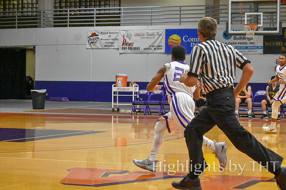 MOVAL VRPurple Bball 11-12-2018 WEB-8527