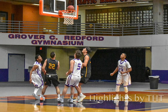MOVAL VRPurple Bball 11-12-2018 WEB-8532