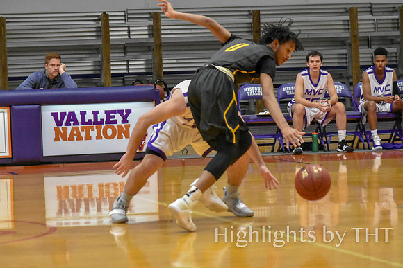 MOVAL VRPurple Bball 11-12-2018 WEB-8523