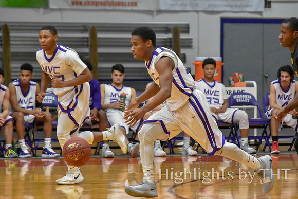 MOVAL VRPurple Bball 11-12-2018 WEB-8541