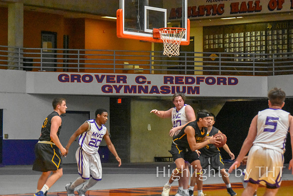 MOVAL VRPurple Bball 11-12-2018 WEB-8572