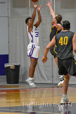 MOVAL VRPurple Bball 11-12-2018 WEB-8585