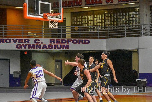 MOVAL VRPurple Bball 11-12-2018 WEB-8568