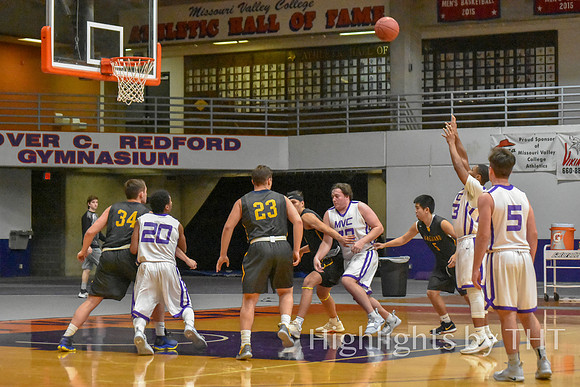 MOVAL VRPurple Bball 11-12-2018 WEB-8565