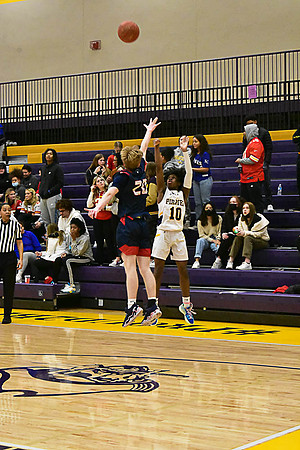 1-25-22 Belton boys bball vs Truman (187) WEB