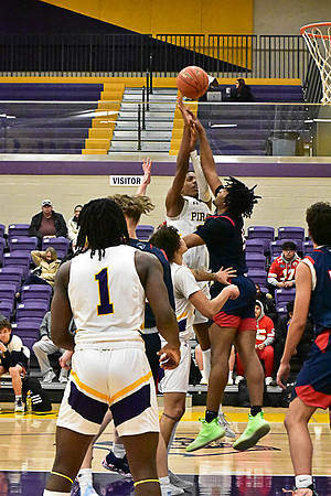 1-25-22 Belton boys bball vs Truman (105) WEB