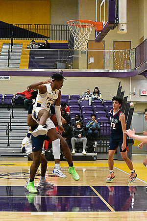 1-25-22 Belton boys bball vs Truman (126) WEB