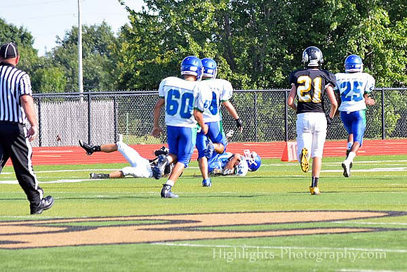 RP Freshman Fball vs Blue Springs South (98)