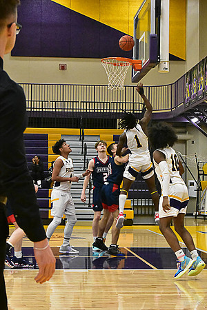 1-25-22 Belton boys bball vs Truman (284) WEB