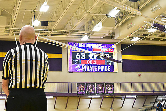 1-25-22 Belton boys bball vs Truman (267) WEB
