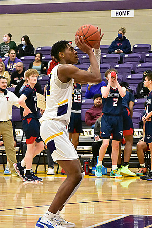 1-25-22 Belton boys bball vs Truman (157) WEB
