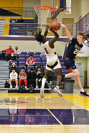 1-25-22 Belton boys bball vs Truman (113) WEB