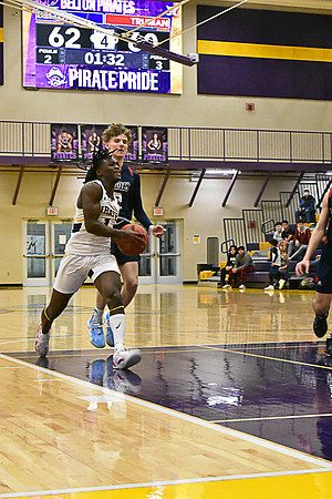 1-25-22 Belton boys bball vs Truman (249) WEB