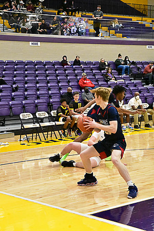 1-25-22 Belton boys bball vs Truman (163) WEB