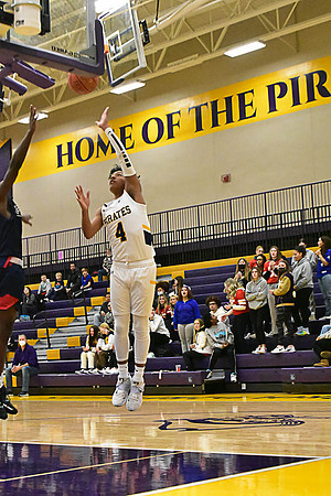 1-25-22 Belton boys bball vs Truman (242) WEB