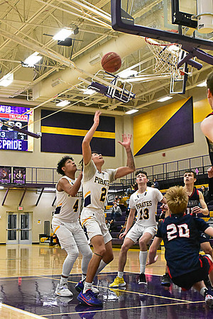 1-25-22 Belton boys bball vs Truman (235) WEB