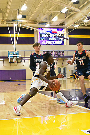 1-25-22 Belton boys bball vs Truman (217) WEB