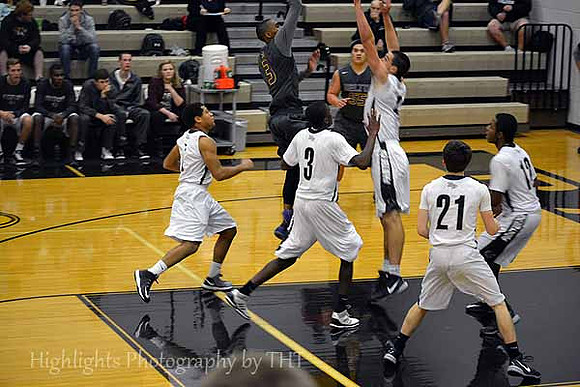RP vs Belton-Varsity (55)