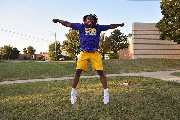 Dwight - Center Cheer (39)