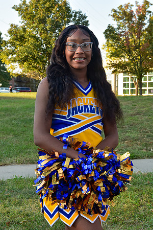Beautiful Edwards - Center Cheer (3)