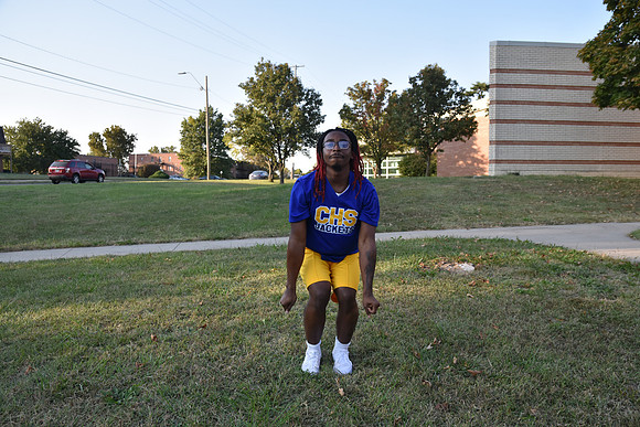 Dwight - Center Cheer (27)